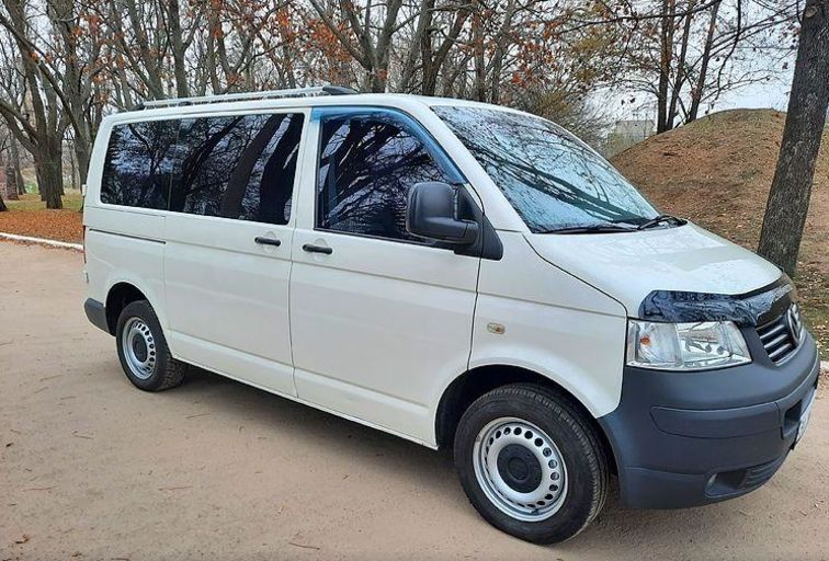 Продам Volkswagen T5 (Transporter) пасс. 2008 года в г. Мелитополь, Запорожская область