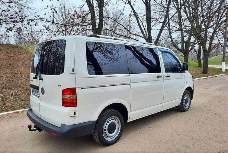 Продам Volkswagen T5 (Transporter) пасс. 2008 года в г. Мелитополь, Запорожская область