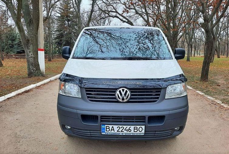 Продам Volkswagen T5 (Transporter) пасс. 2008 года в г. Мелитополь, Запорожская область