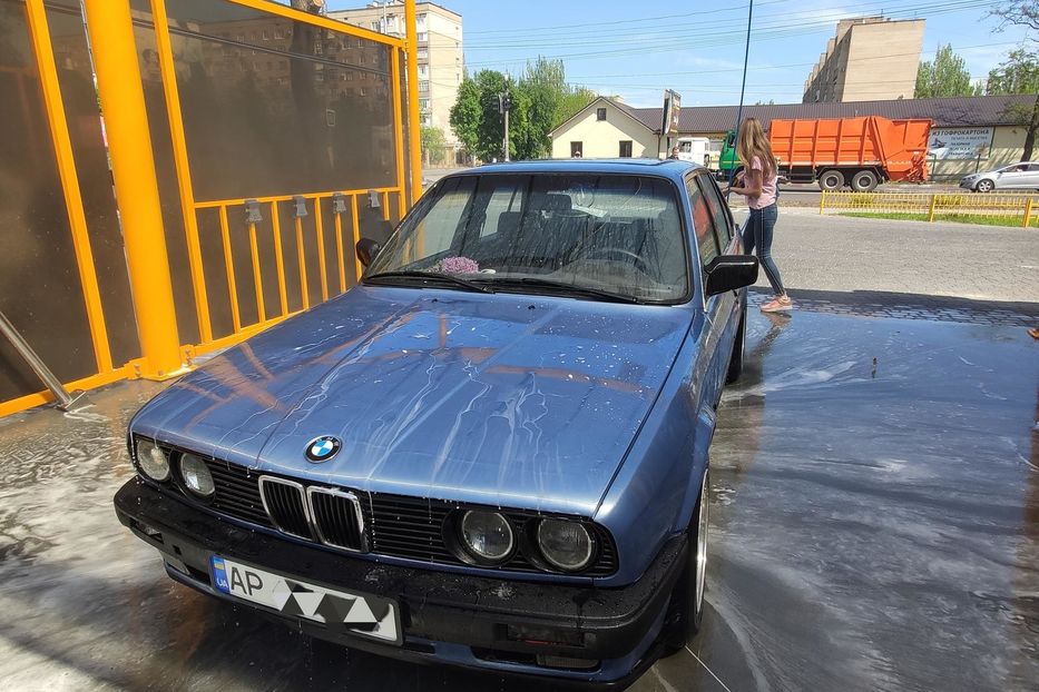 Продам BMW 318 1988 года в г. Мелитополь, Запорожская область
