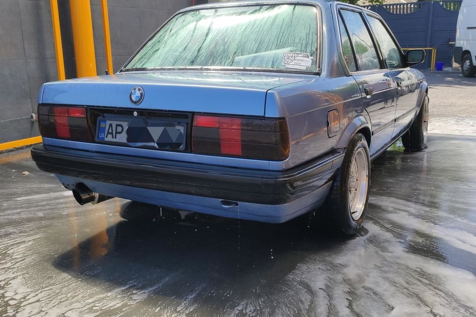 Продам BMW 318 1988 года в г. Мелитополь, Запорожская область