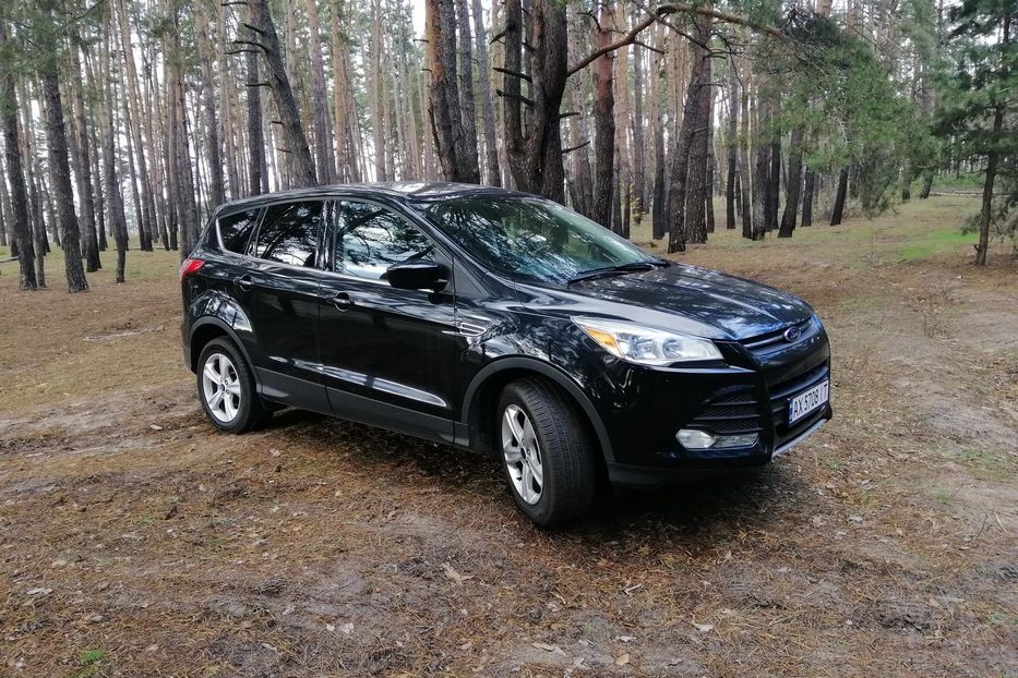 Продам Ford Escape 4x4 2014 года в Харькове