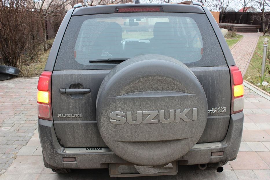 Продам Suzuki Grand Vitara 2014 года в Киеве