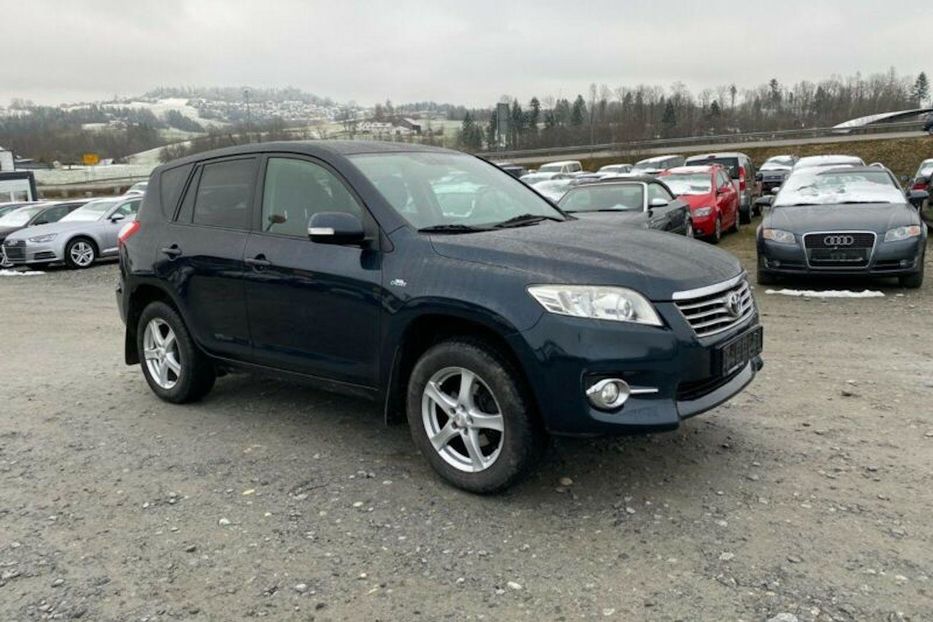 Продам Toyota Rav 4 Sport 2010 года в Харькове