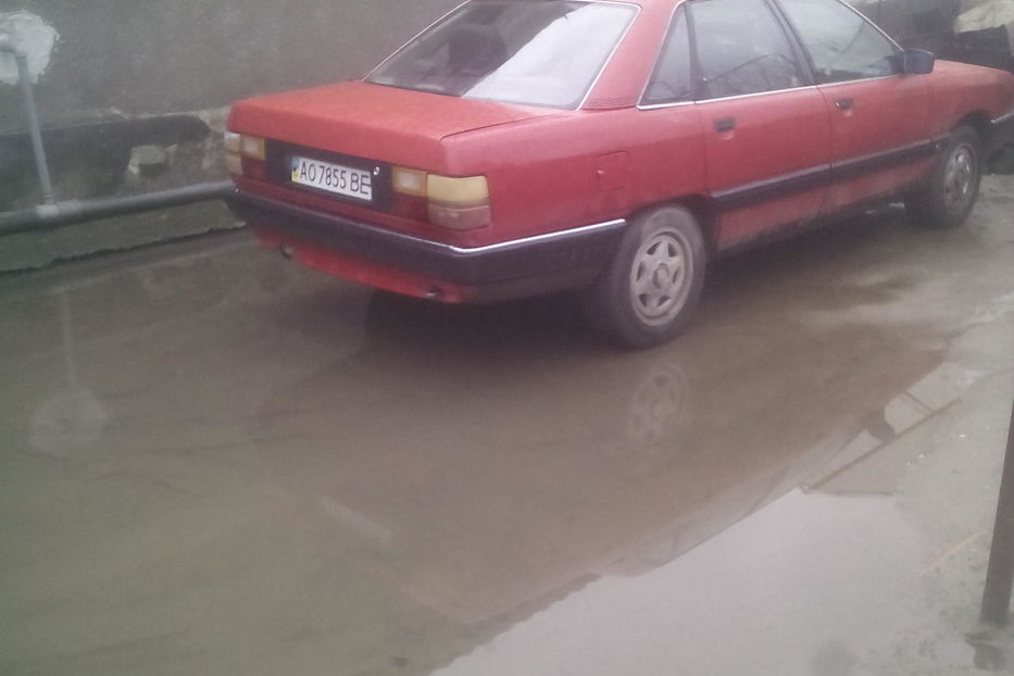 Продам Audi 100 sedan 1989 года в г. Виноградов, Закарпатская область