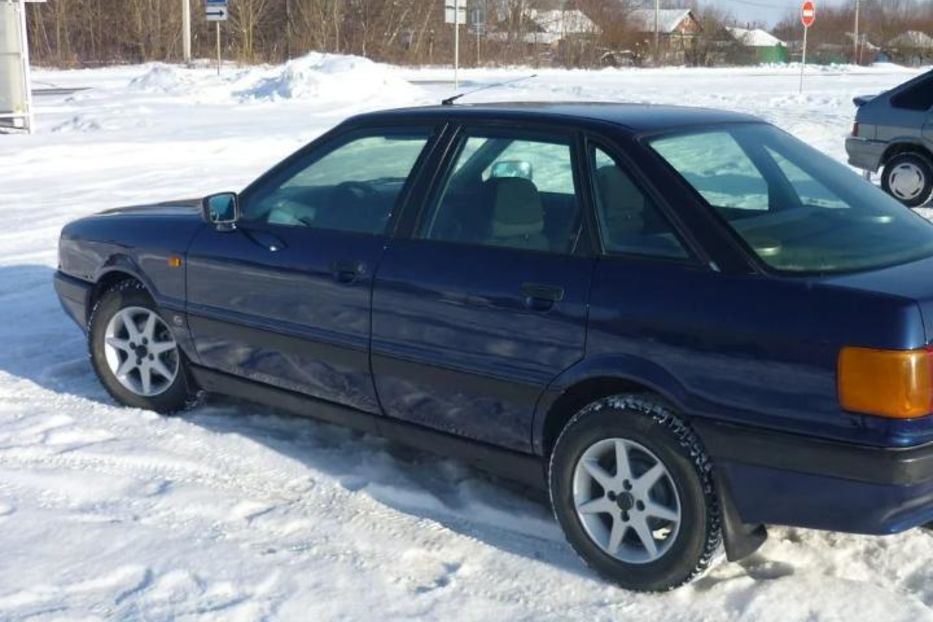 Продам Audi 80 1992 года в г. Лосиновка, Черниговская область