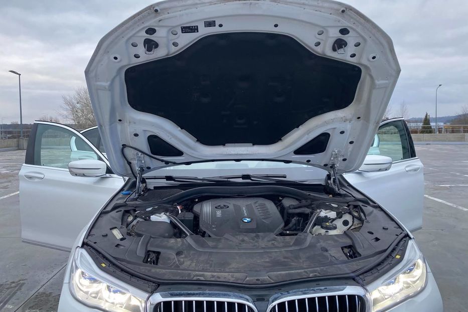 Продам BMW 730 stage 1 2017 года в Киеве