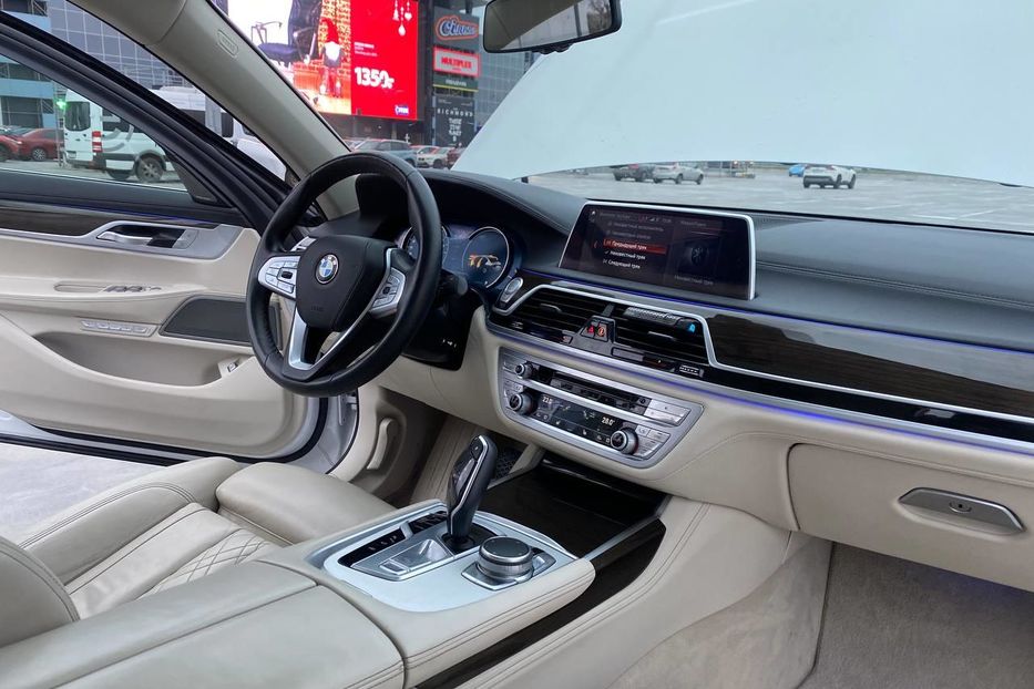 Продам BMW 730 stage 1 2017 года в Киеве