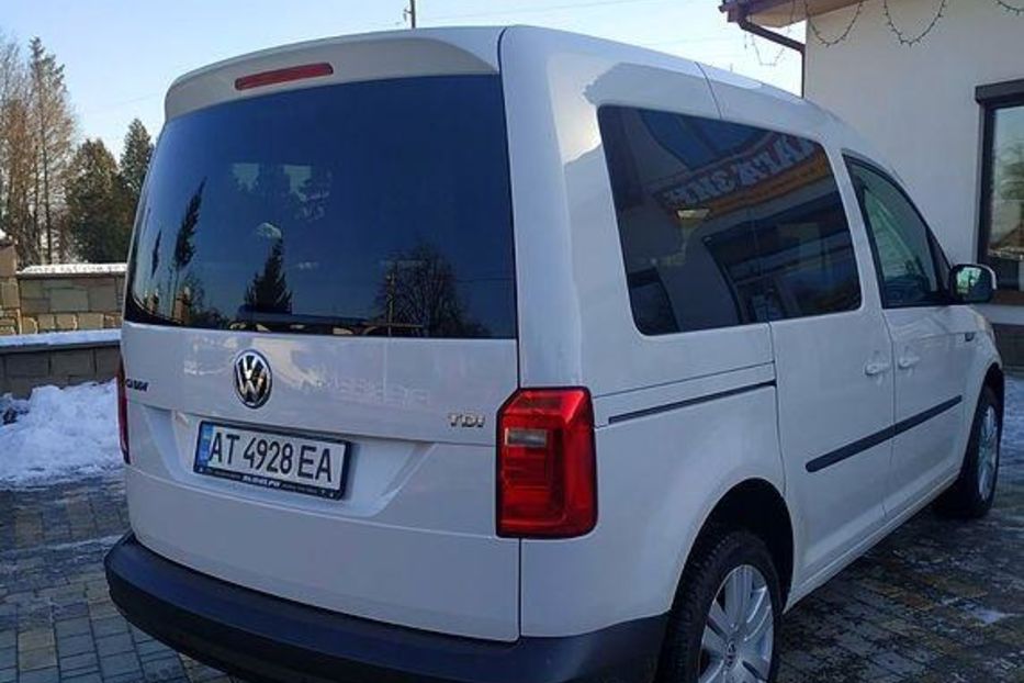 Продам Volkswagen Caddy пасс. 2016 года в г. Першотравенск, Днепропетровская область