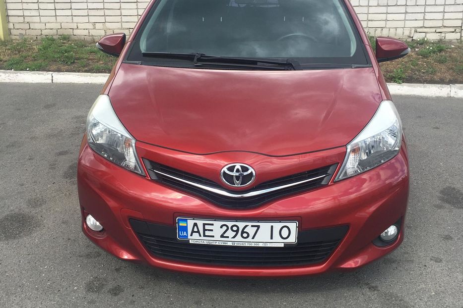 Продам Toyota Yaris 2014 года в Днепре