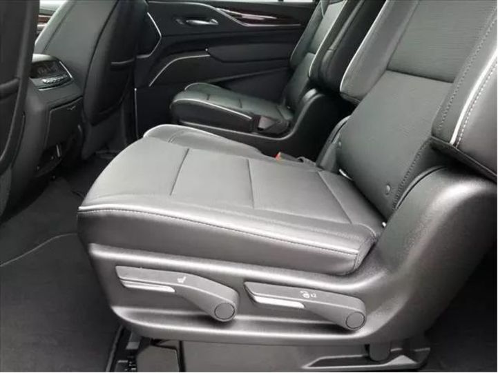 Продам Cadillac Escalade ESV Premium Luxury 2021 года в Киеве