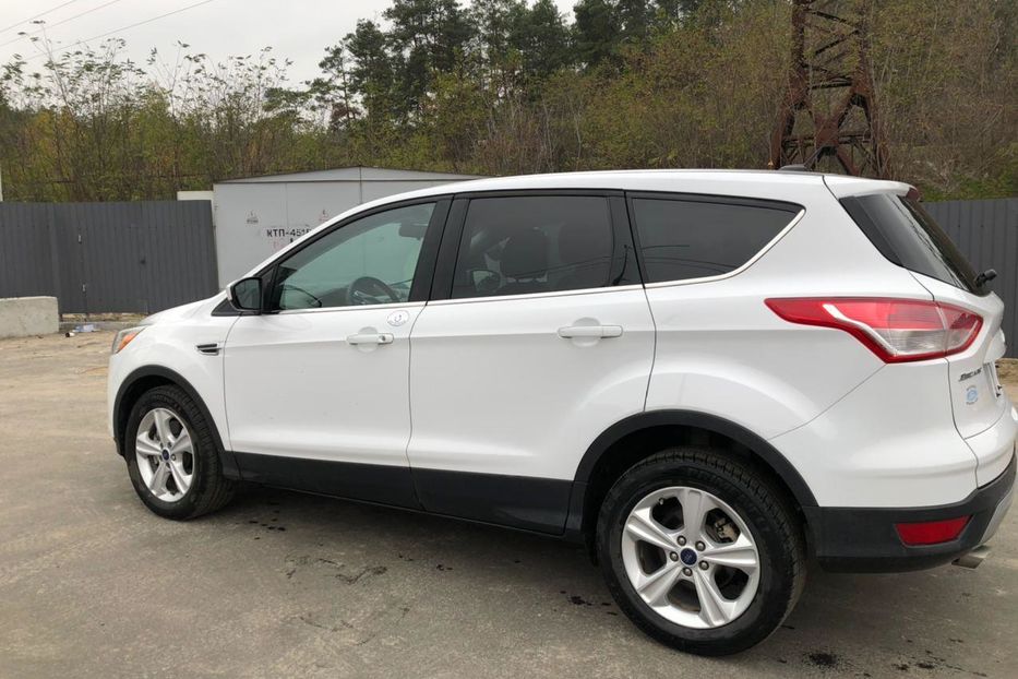 Продам Ford Escape SE 2015 года в Киеве