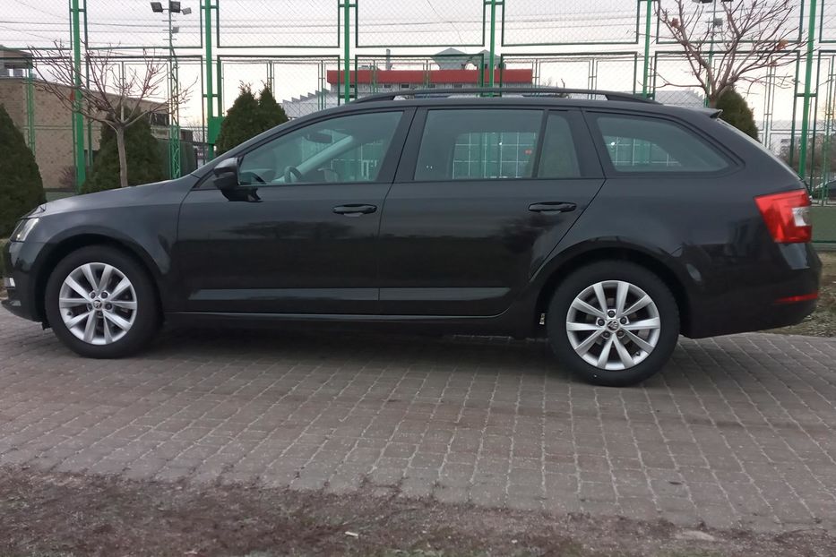 Продам Skoda Octavia A7 2017 года в Черкассах