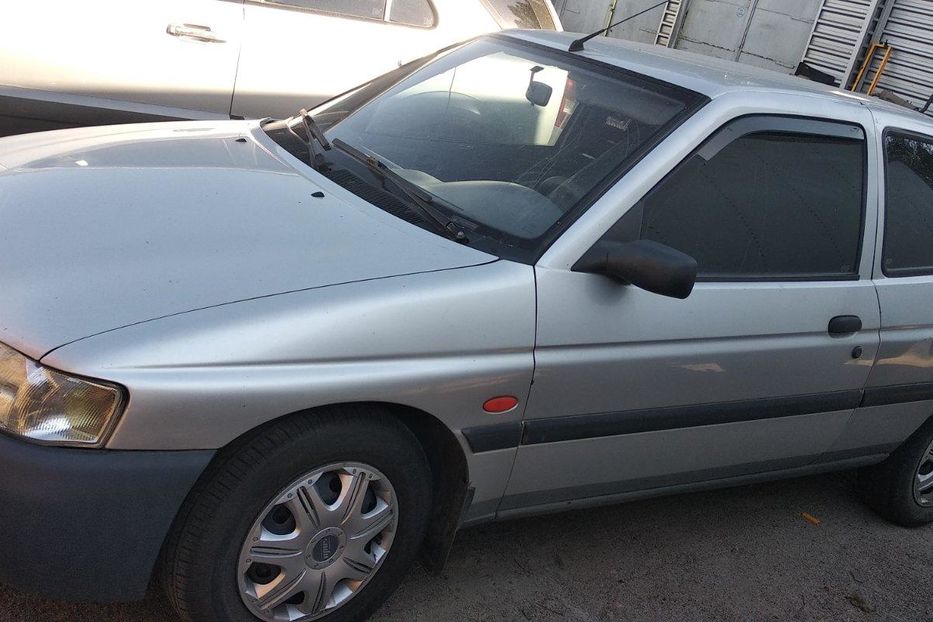 Продам Ford Escort 1996 года в Сумах