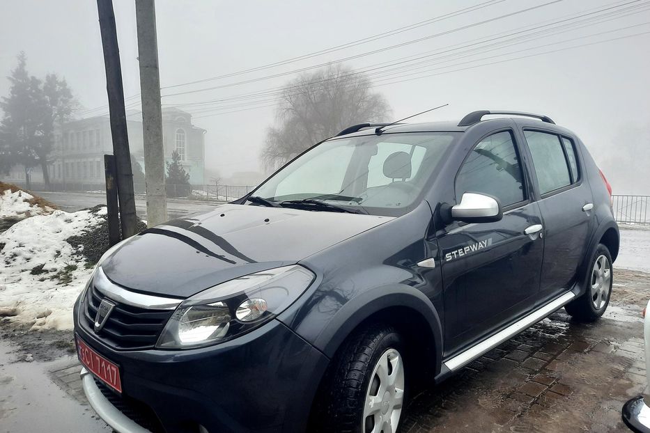Продам Renault Sandero StepWay 2011 года в г. Ахтырка, Сумская область