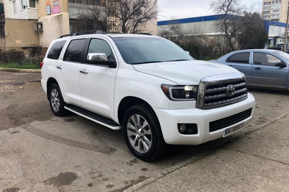 Продам Toyota Sequoia Limited 2017 года в Киеве