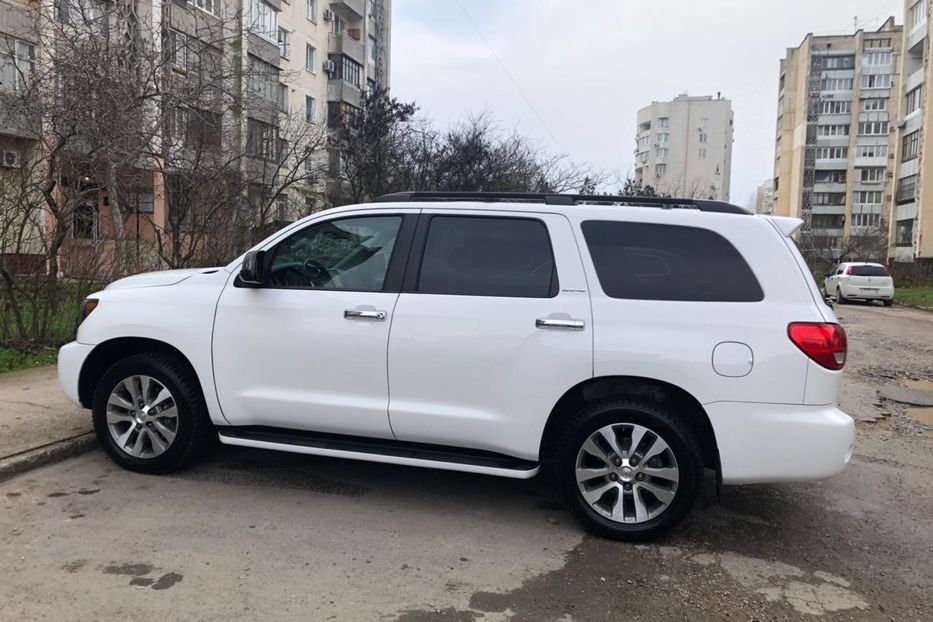 Продам Toyota Sequoia Limited 2017 года в Киеве