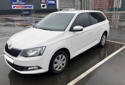 Продам Skoda Fabia 2016 года в Киеве