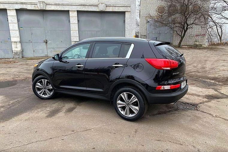 Продам Kia Sportage 2015 года в г. Лубны, Полтавская область