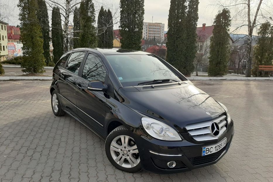Продам Mercedes-Benz B 180 2011 года в г. Дрогобыч, Львовская область
