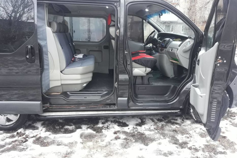 Продам Nissan Primastar пасс. 2005 года в Донецке