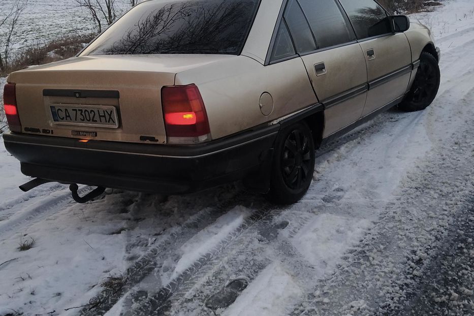 Продам Opel Omega 1987 года в г. Канев, Черкасская область