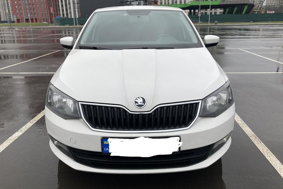 Продам Skoda Fabia 2016 года в Киеве