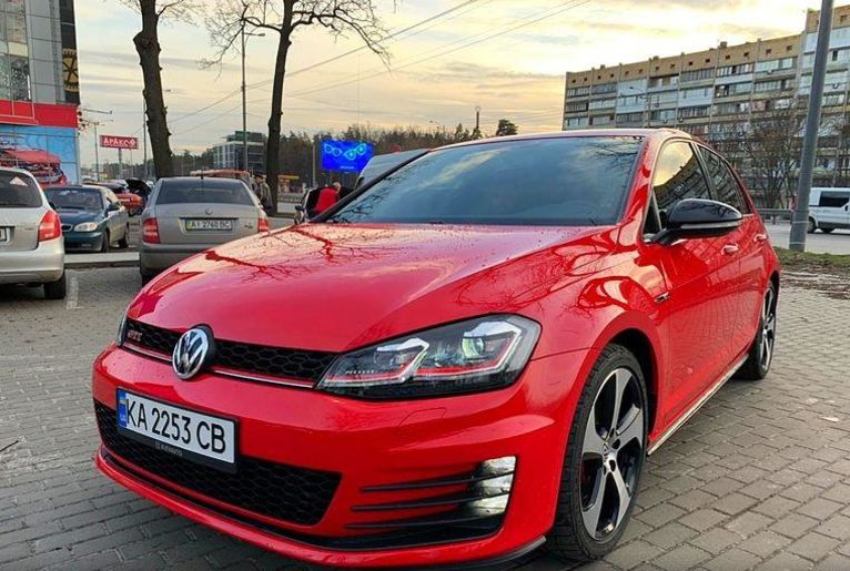 Продам Volkswagen Golf VII 2016 года в г. Овруч, Житомирская область