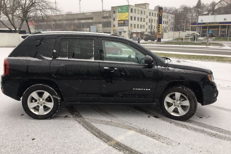 Продам Jeep Compass Latitude 2014 года в Киеве