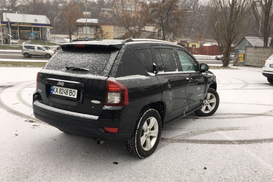 Продам Jeep Compass Latitude 2014 года в Киеве