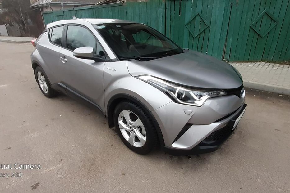 Продам Toyota C-HR 2018 года в Ивано-Франковске