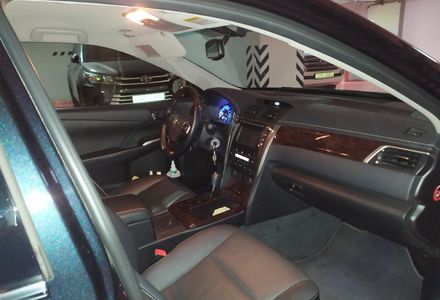 Продам Toyota Camry 50 2015 года в Киеве