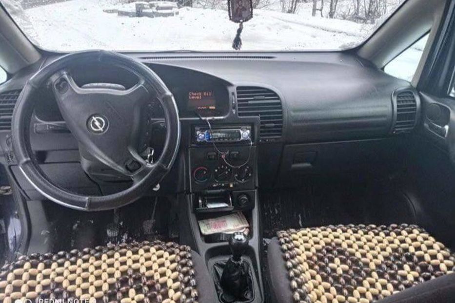 Продам Opel Zafira 7 міст 2001 года в г. Межгорье, Закарпатская область