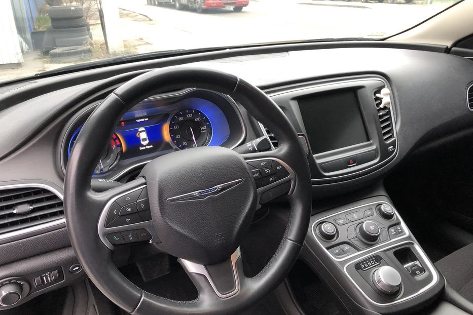 Продам Chrysler 200 LIMITED 2015 года в Киеве