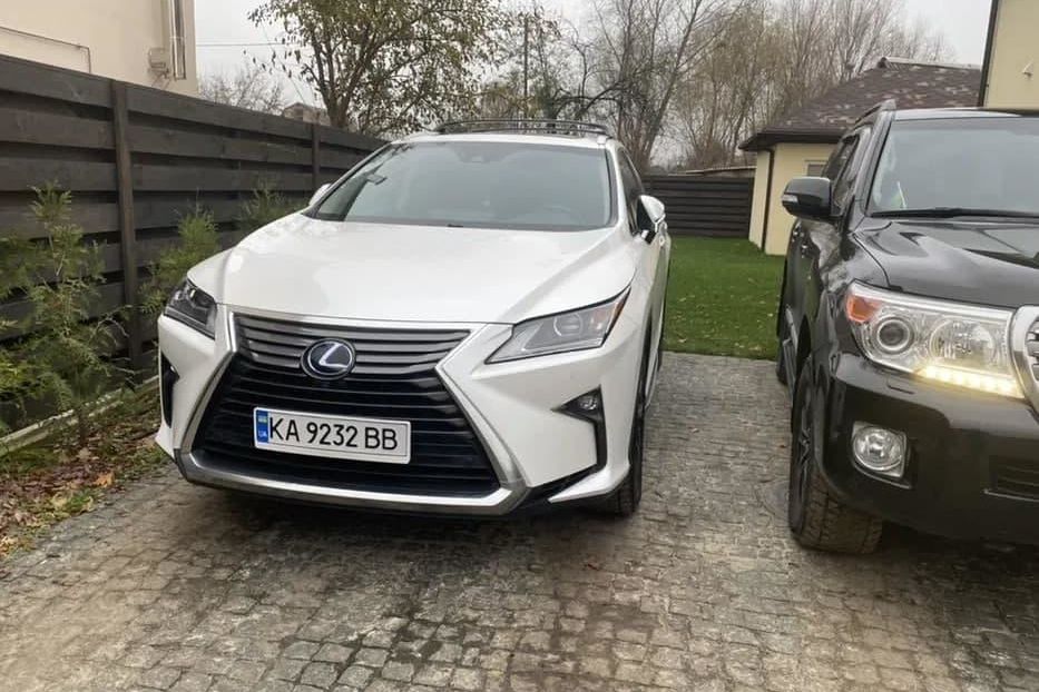 Продам Lexus RX 450 450h 2018 года в Киеве