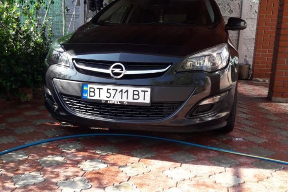 Продам Opel Astra J 2014 года в Херсоне