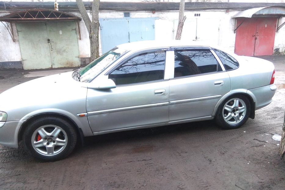 Продам Opel Vectra B 1996 года в г. Мариуполь, Донецкая область