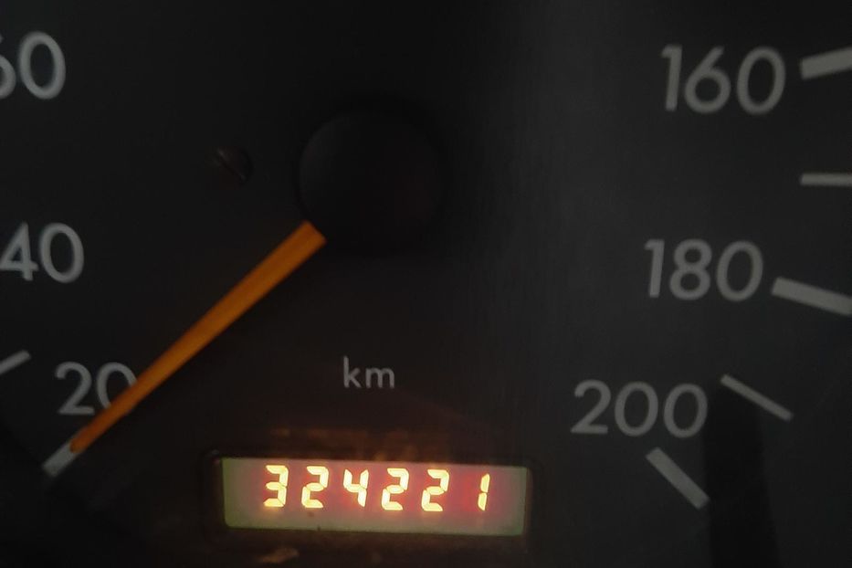 Продам Mercedes-Benz Vito пасс. 1998 года в г. Тростянец, Сумская область