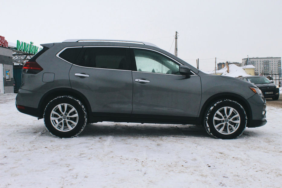 Продам Nissan Rogue SV 2017 года в Луцке