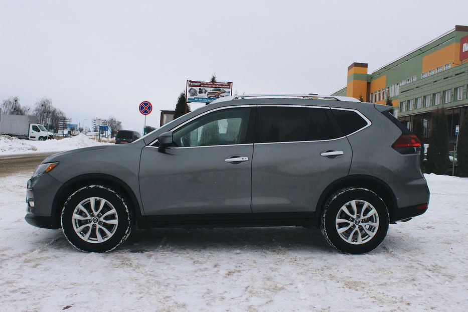 Продам Nissan Rogue SV 2017 года в Луцке