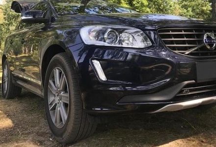 Продам Volvo XC60 4WD T5 Inscription 2017 года в Киеве