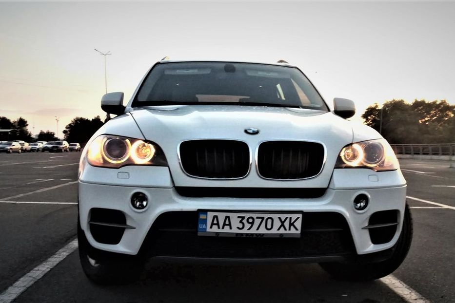 Продам BMW X5 2011 года в Киеве