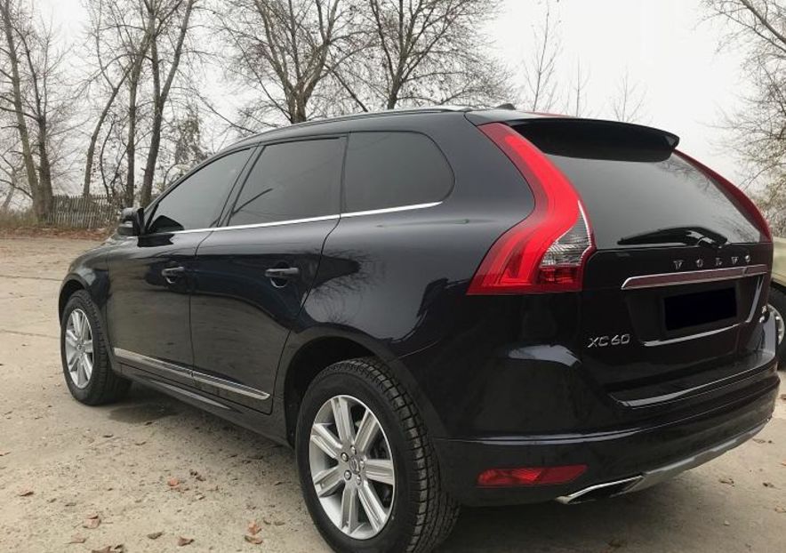 Продам Volvo XC60 4WD T5 Inscription 2017 года в Киеве