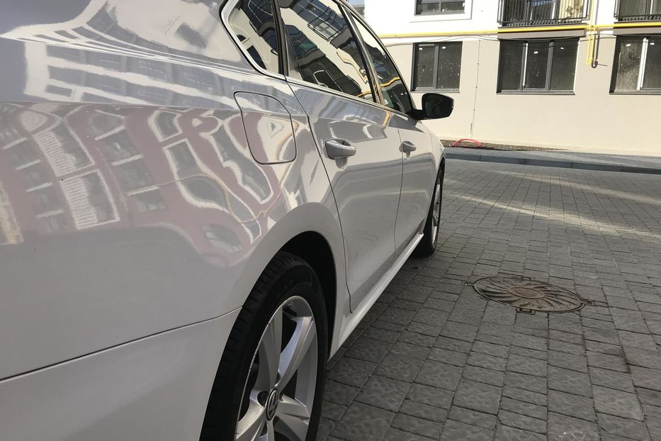 Продам Volkswagen Passat B7 2012 года в Львове