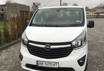 Продам Opel Vivaro пасс. 2015 года в г. Ильинцы, Винницкая область