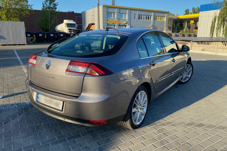 Продам Renault Laguna Initiale 2011 года в Киеве