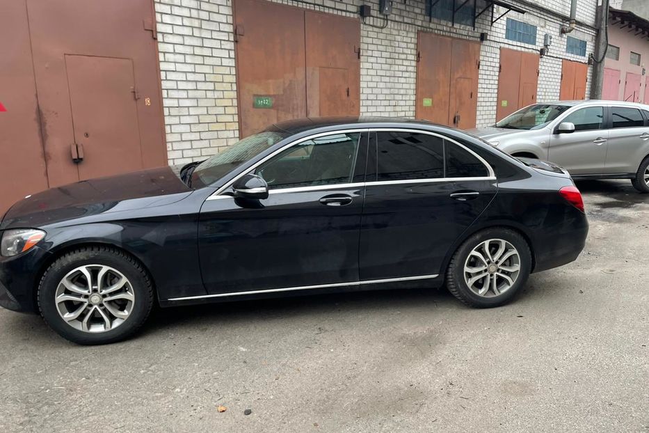 Продам Mercedes-Benz C-Class 2015 года в Киеве