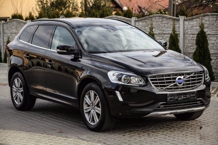 Продам Volvo XC60 T5 4WD 2017 года в Киеве