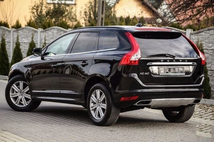 Продам Volvo XC60 T5 4WD 2017 года в Киеве