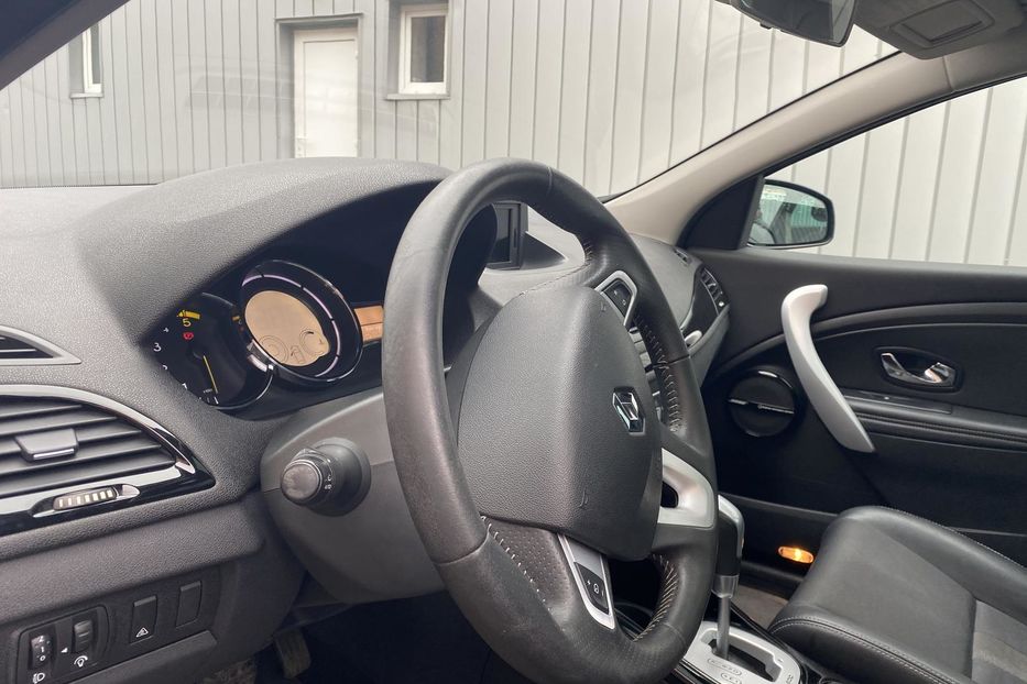 Продам Renault Megane 2012 года в Черновцах